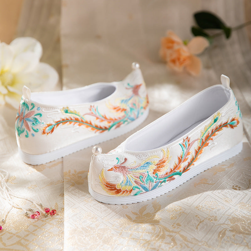 Autumn 2025 Hanfu Shoes — Bride Xiuhe Shoes with Inner Height for Women