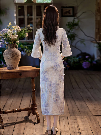 High-End Daily Wear Qipao – Exquisite Satin Autumn Dress