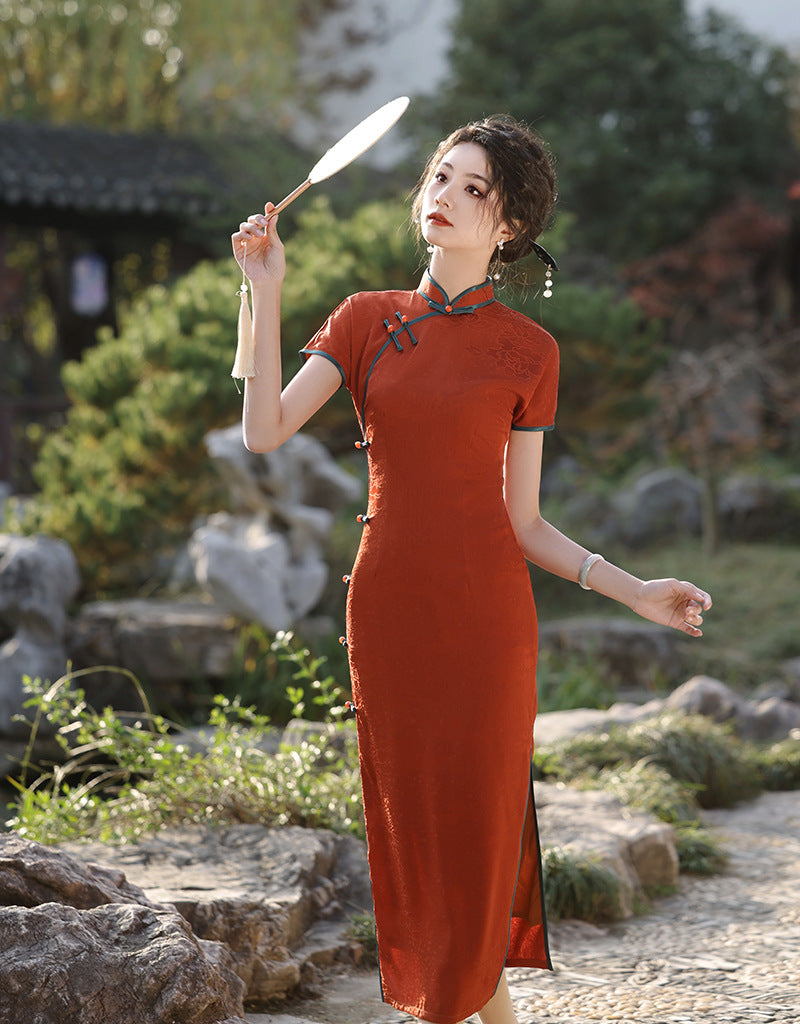 Improved Chinese Style Qipao – Slim Fit High-End Dress