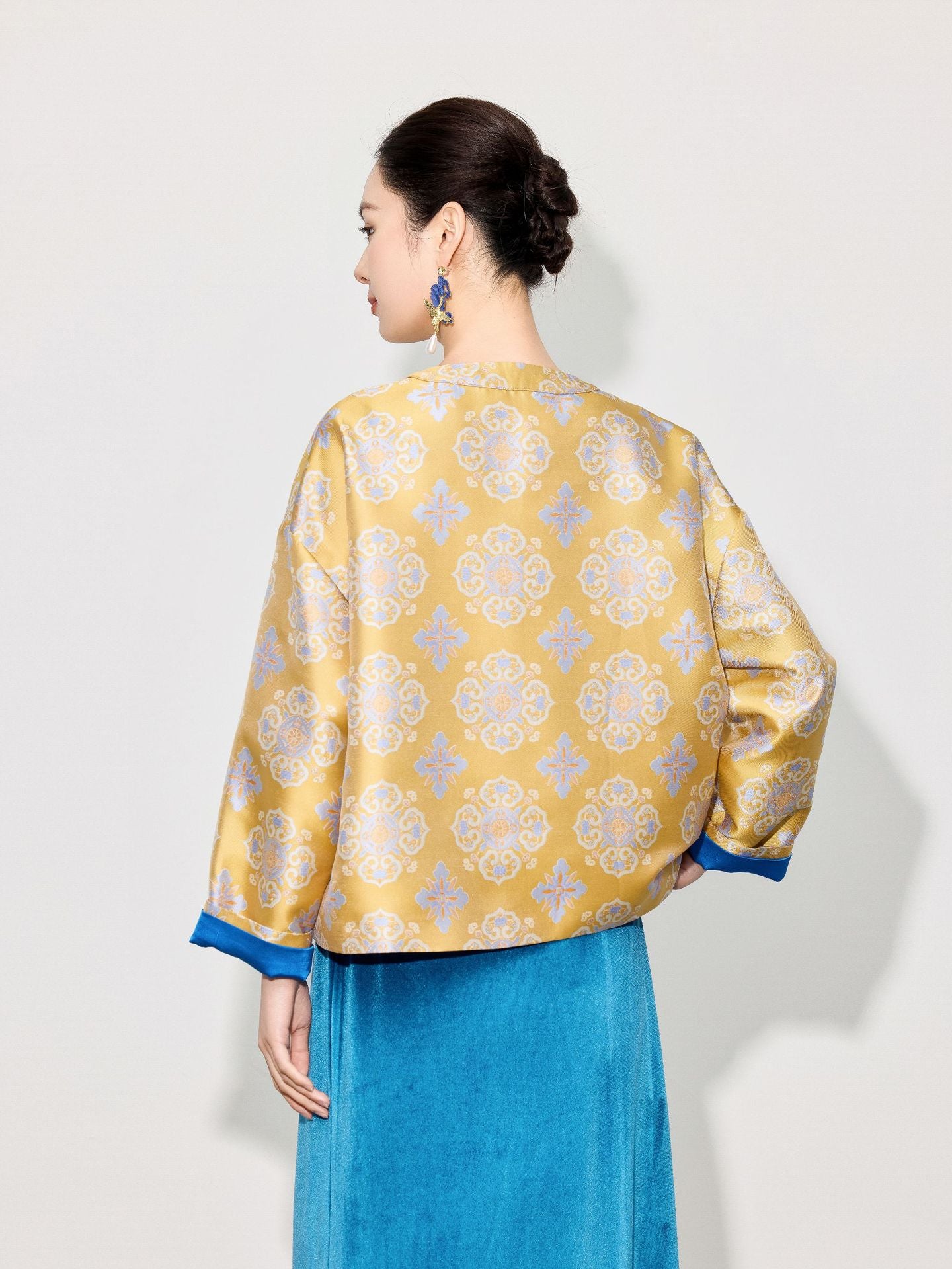 Stylish Retro Jacquard Long Sleeve Jacket