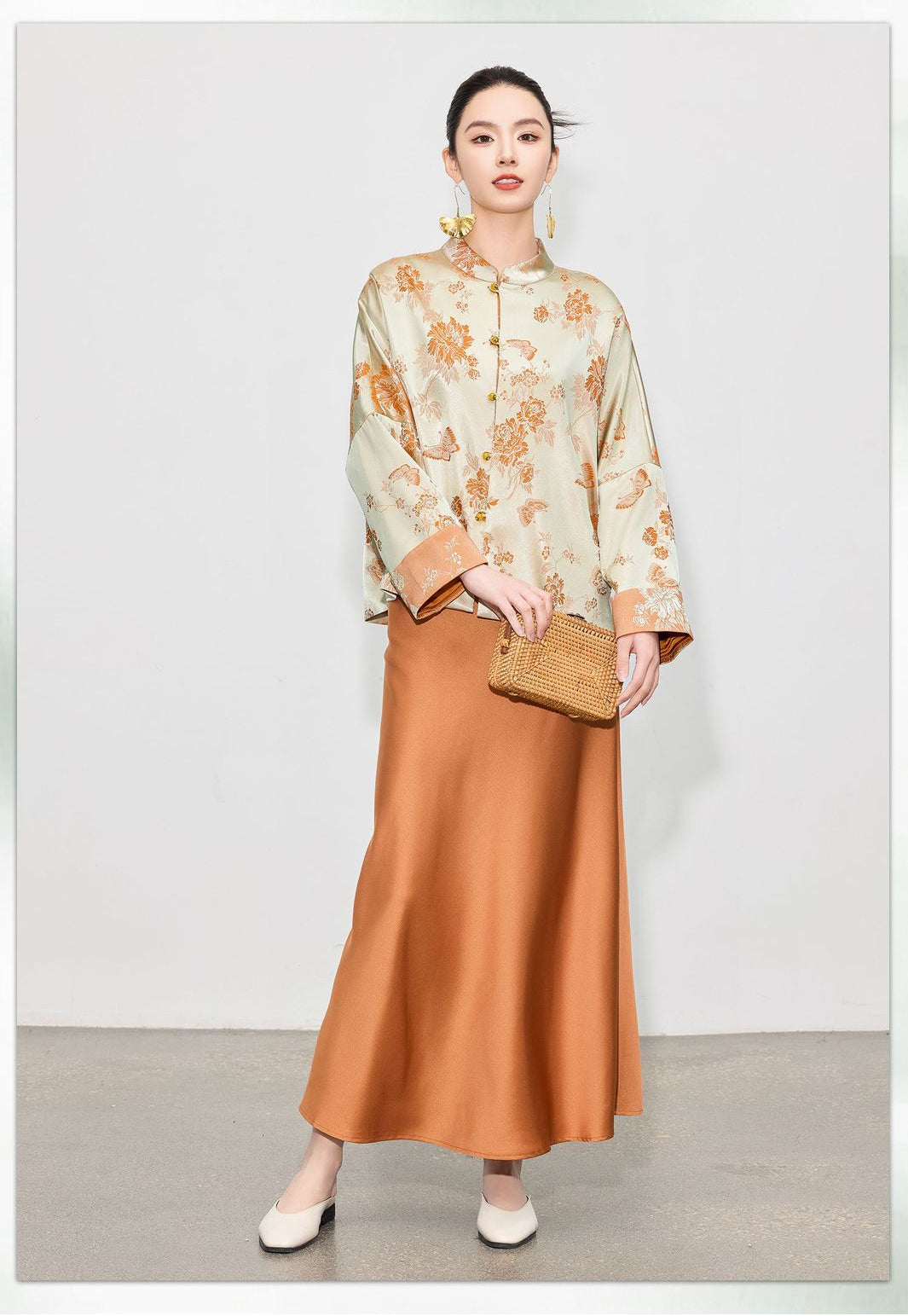 High-End Elegant Retro Zen Style Jacket for Women