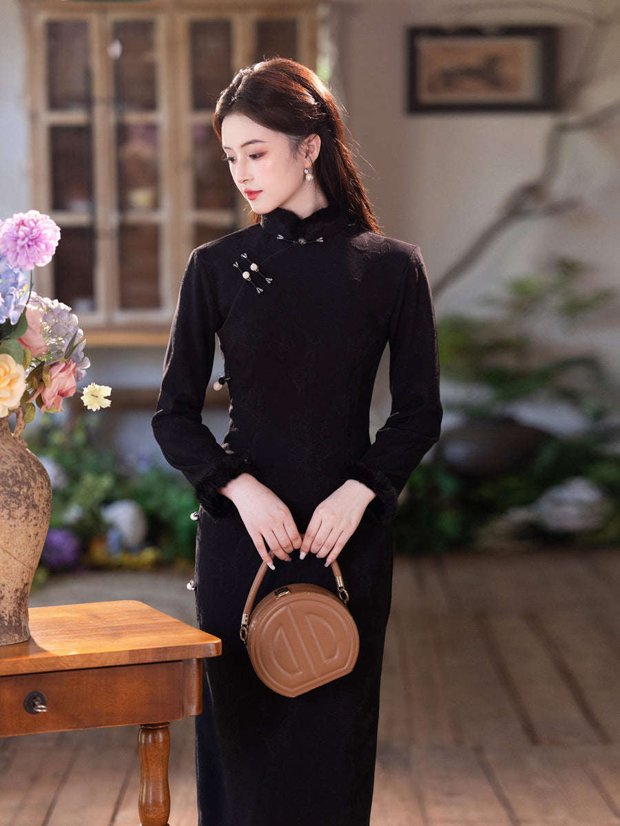 2025 New Black Thickened Cheongsam | Elegant Daily Warm Winter Dress