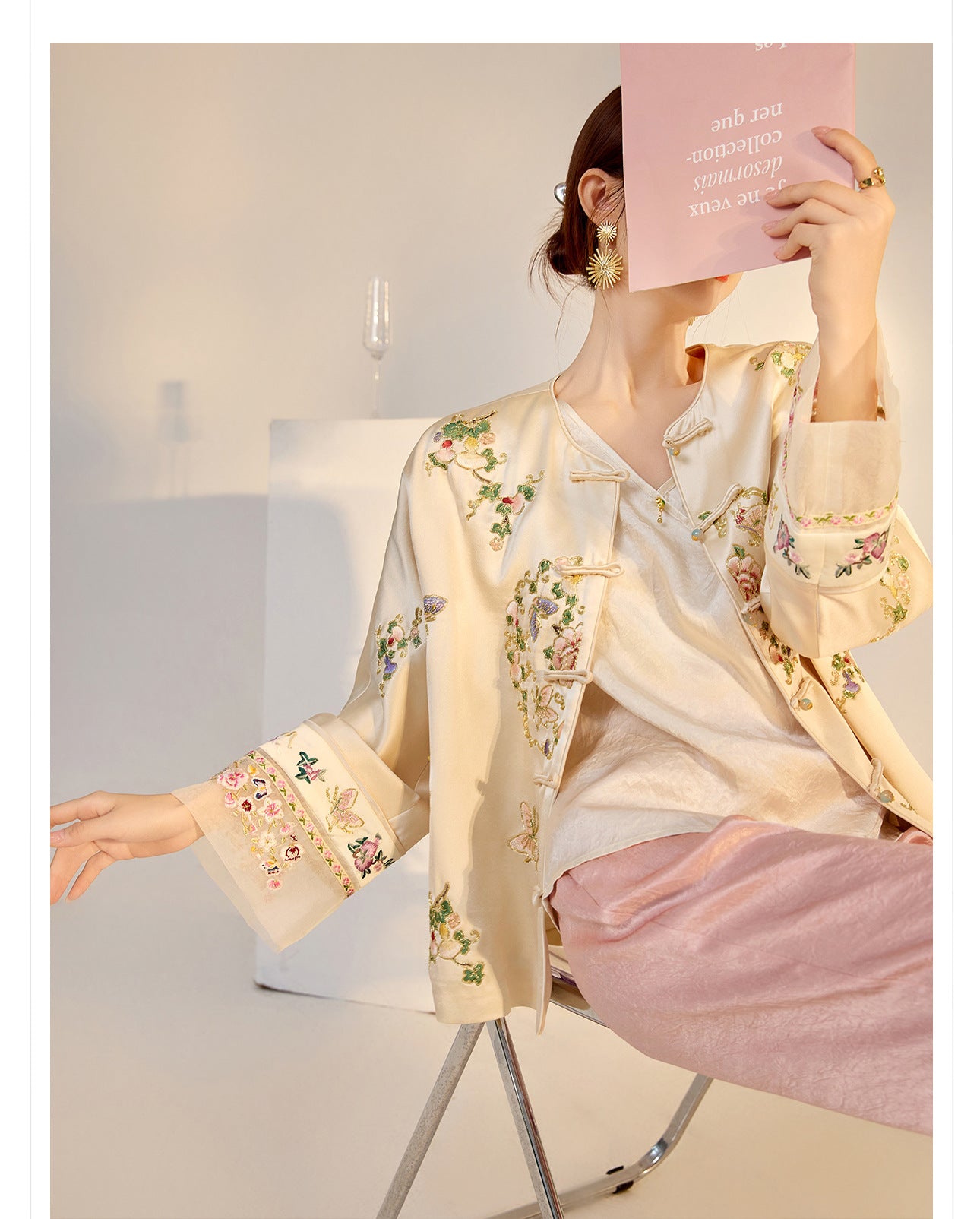 2026 Autumn New Chinese Style Printed Embroidered Acetate Coat for Women