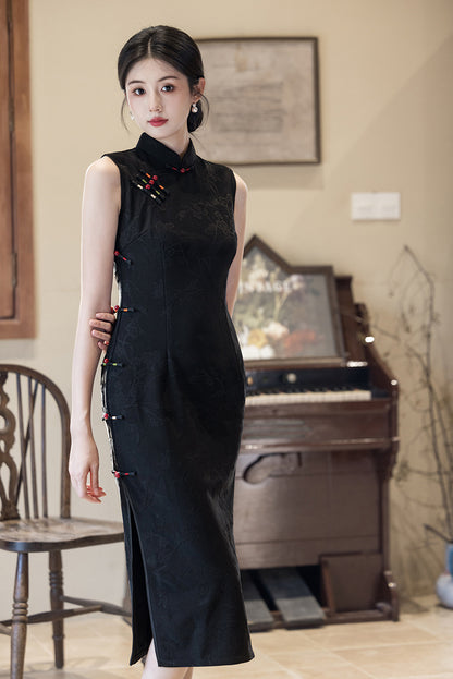 Improved Chinese Sleeveless Cheongsam – Elegant Autumn Fashion