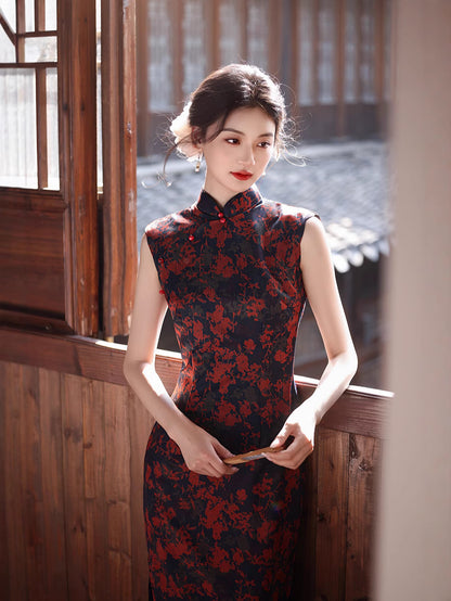 Slim Fit Retro Qipao – Elegant Long Chinese Dress