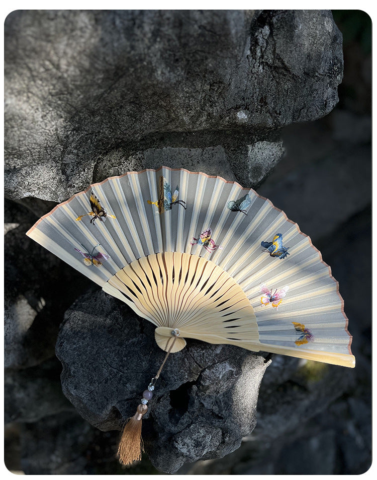 Handmade Suzhou Embroidery Folding Fan — Chinese Style Craft Gift