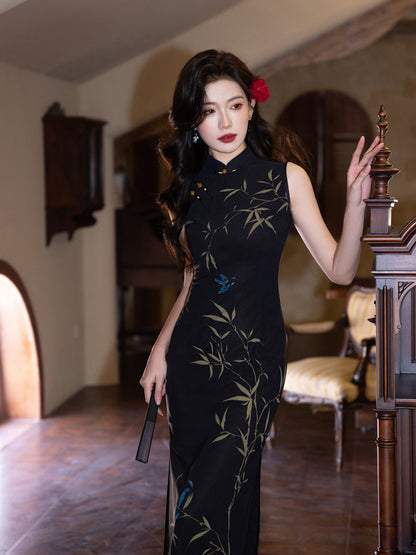 Elegant Black Cheongsam – 2025 Sleeveless Slim Fit Dress