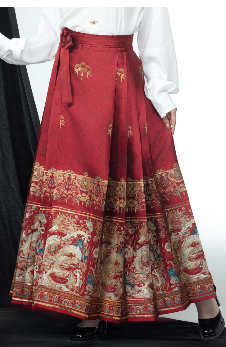 Elegant Autumn-Winter Brocade Horse-Face Skirt