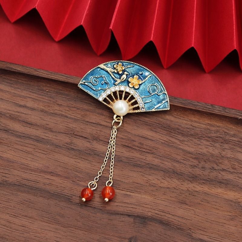 Chinese Style Brooch — Palace Elegant Pearl Tassel Pin for Cheongsam