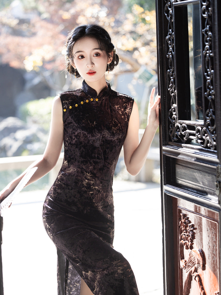 New Chinese Style Black Velvet Cheongsam – Slim Fit Dress