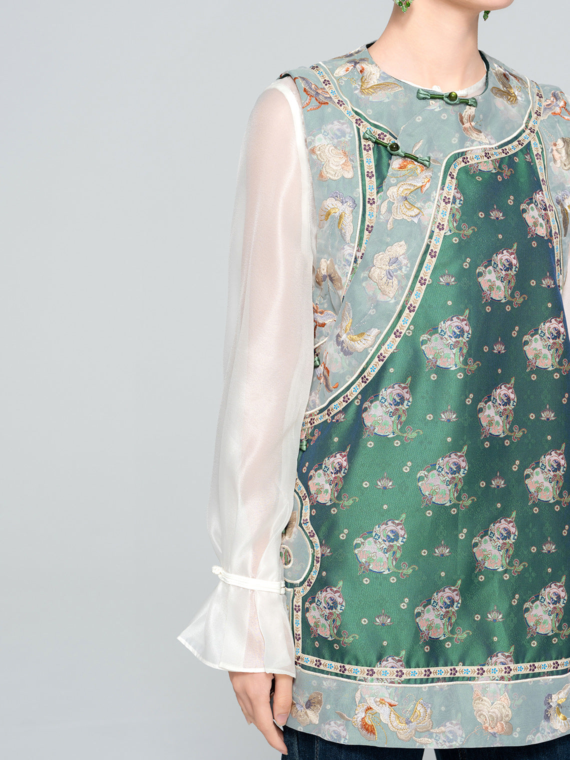 National Style Exquisite Embroidered Vest