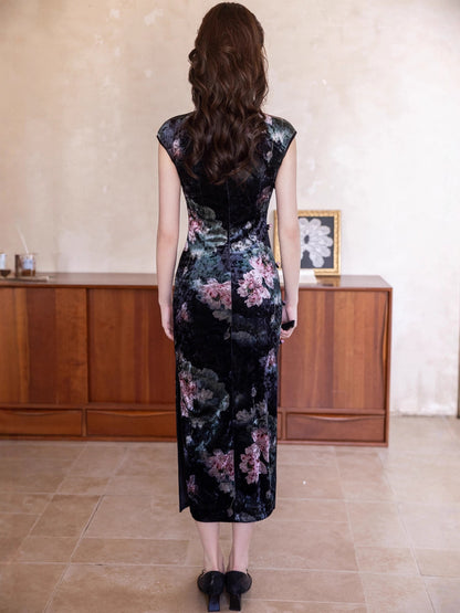 Ink Lotus Velvet Cheongsam – 2025 Elegant Autumn Sleeveless Dress