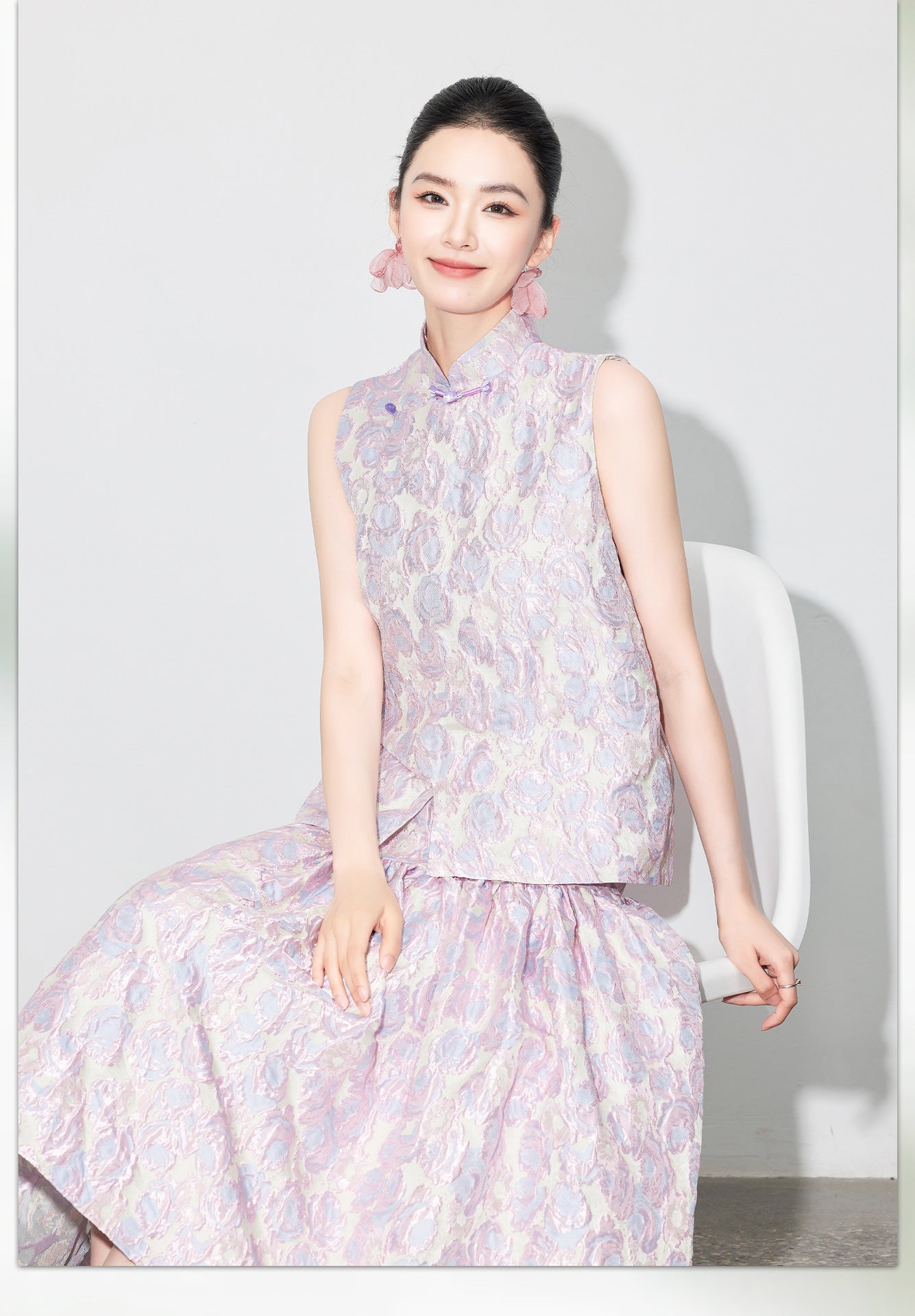 2025 Autumn Stand Collar Sleeveless Jacquard Vest for Women