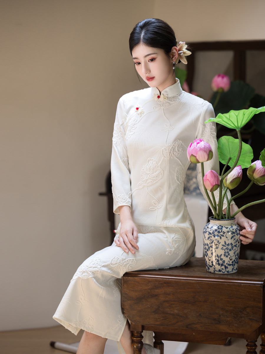 White Cheongsam 2025 – Autumn Winter Retro Long Sleeve Dress