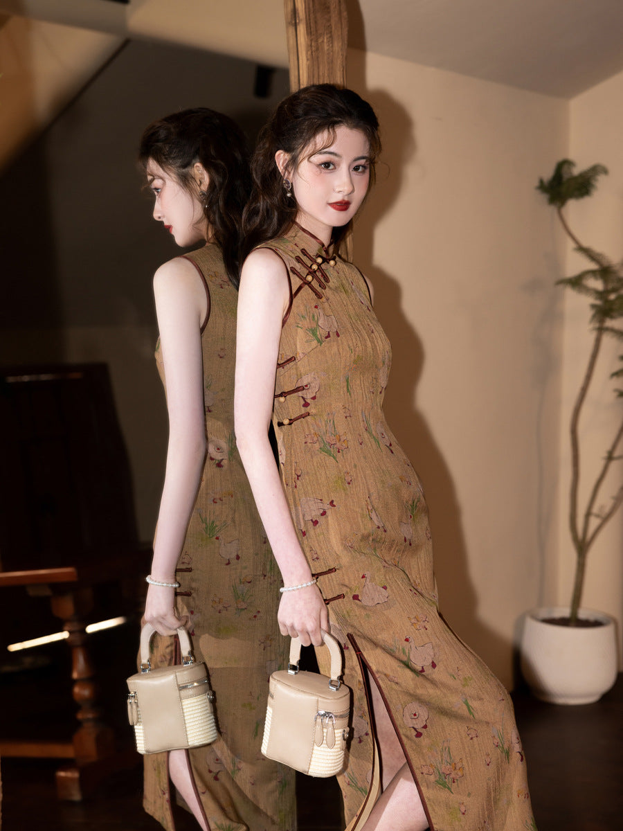 Spring Wild Duck Yellow Cheongsam – Youth Slim Sleeveless Dress