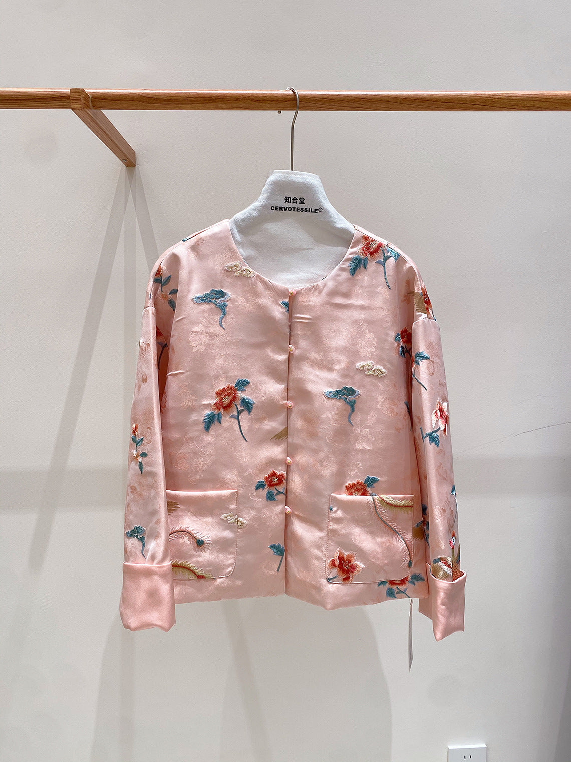 Elegant Loose Embroidered Jacket