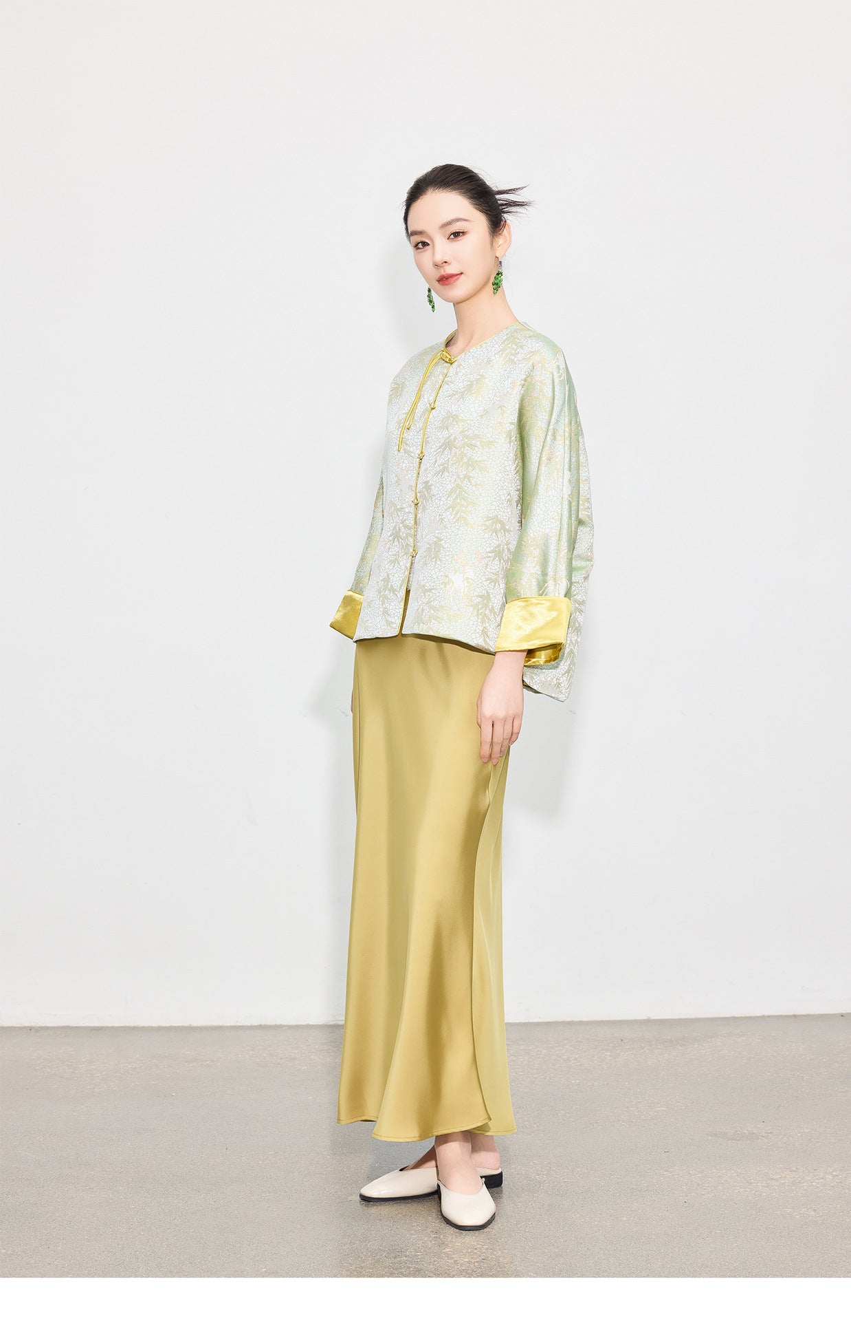 High-End Women's Jacquard Jacket