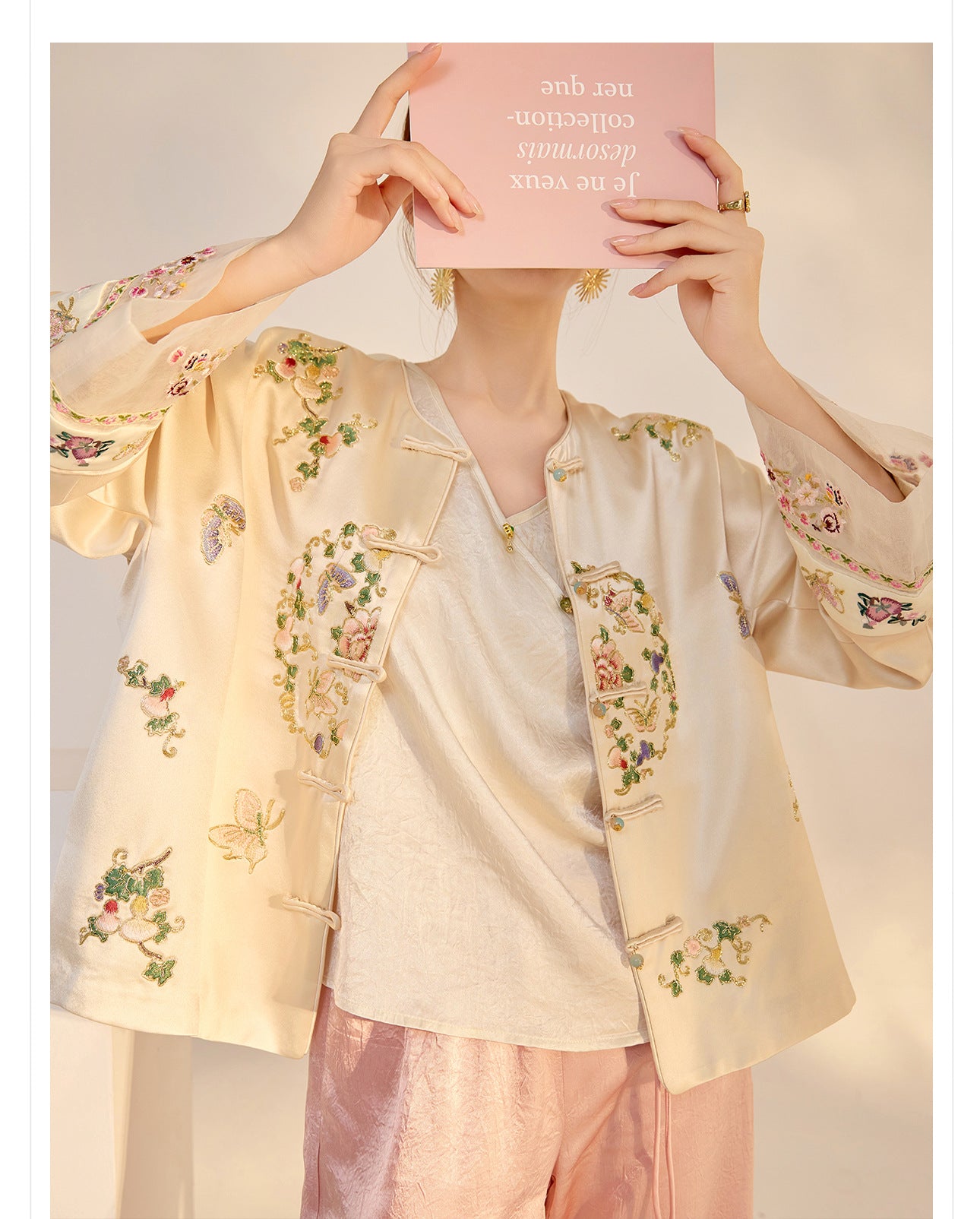 2026 Autumn New Chinese Style Printed Embroidered Acetate Coat for Women