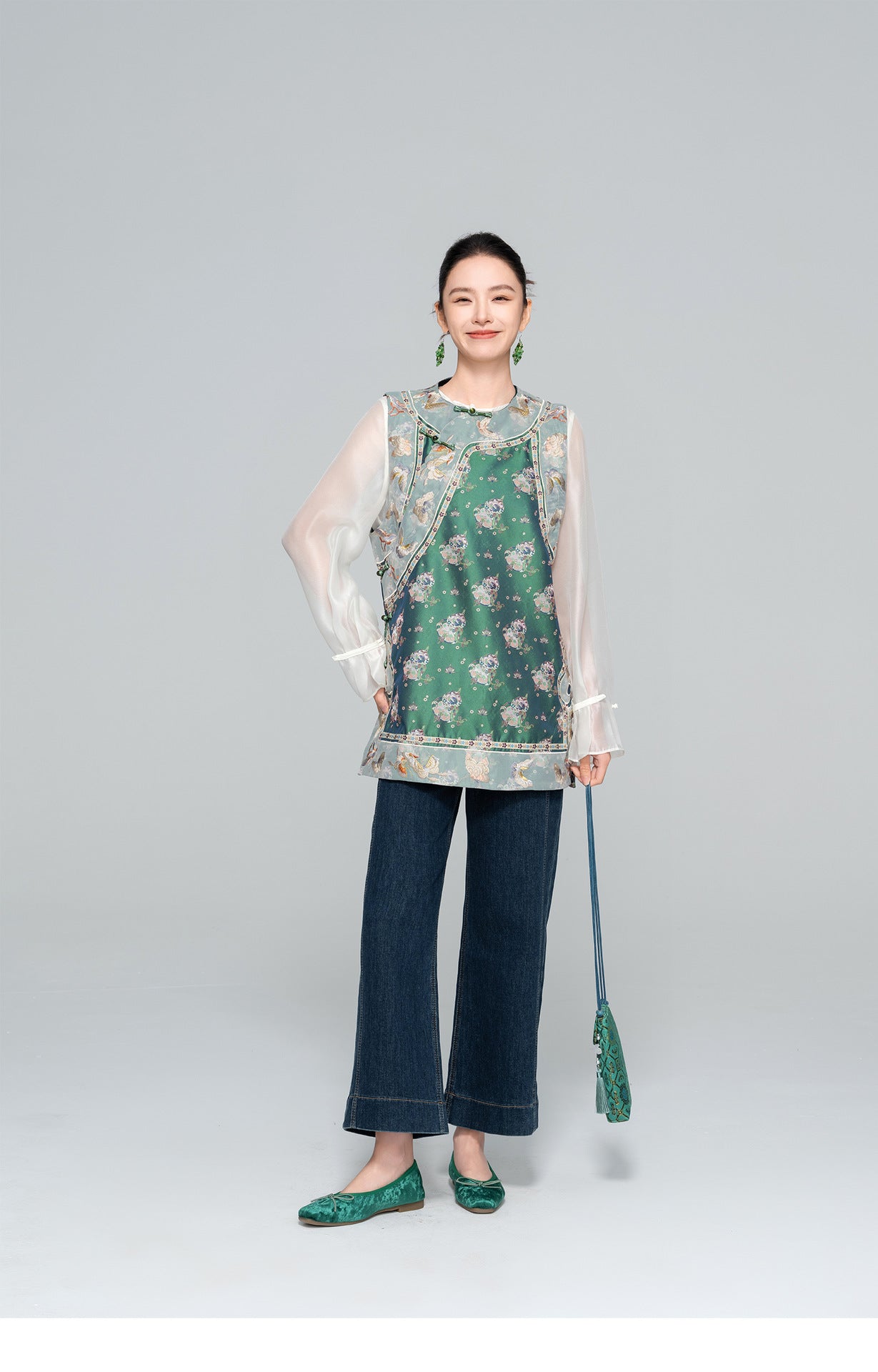 National Style Exquisite Embroidered Vest