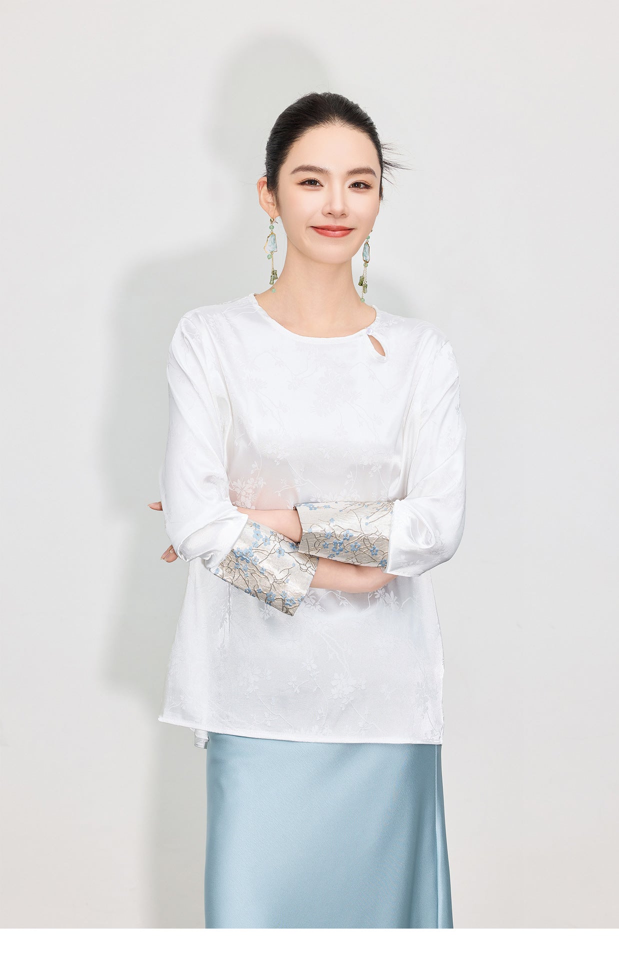 Elegant Spring Jacquard Hollow Shirt for Women