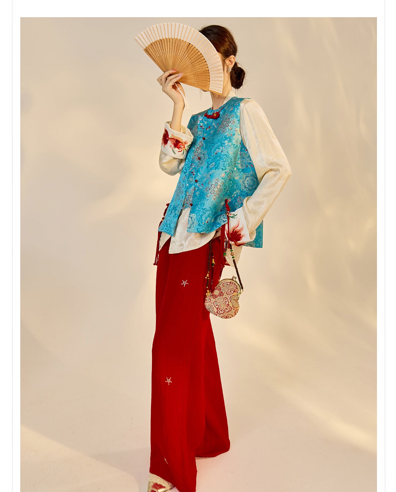 Early Autumn Retro Embroidered Vest | New Chinese Style Women's Top