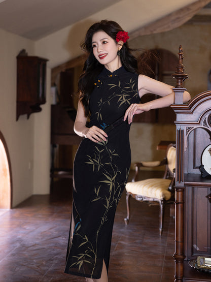 Elegant Black Cheongsam – 2025 Sleeveless Slim Fit Dress