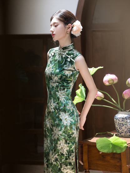 Jiangnan Retro Velvet Qipao – High-End Slim Fit Autumn Dress