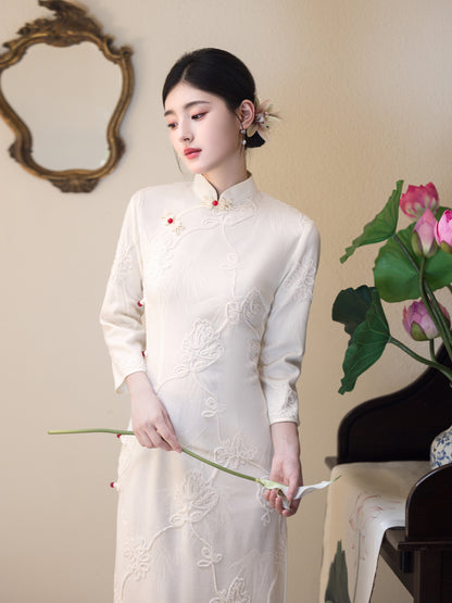 White Cheongsam 2025 – Autumn Winter Retro Long Sleeve Dress