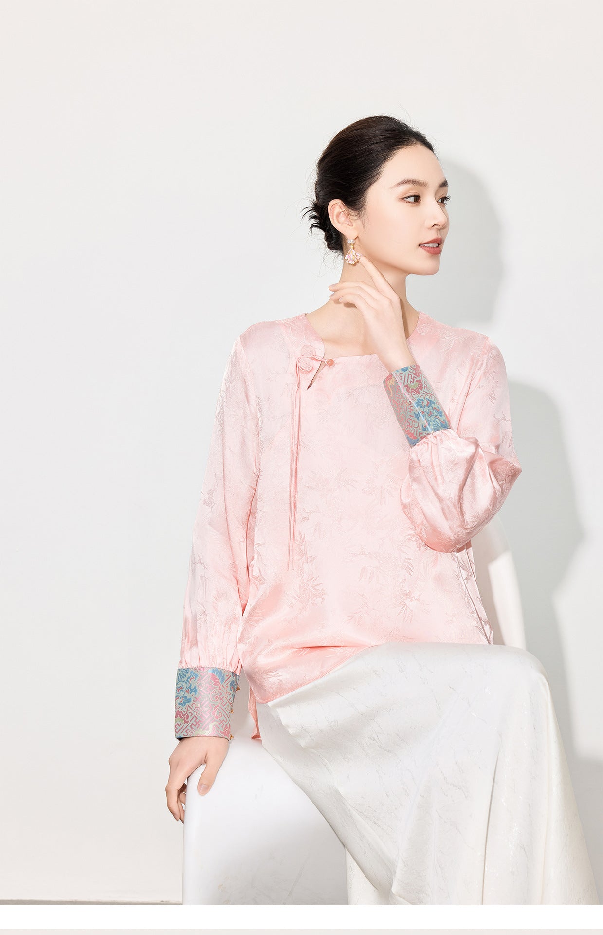 Stylish Retro Long Sleeve Jacquard Shirt