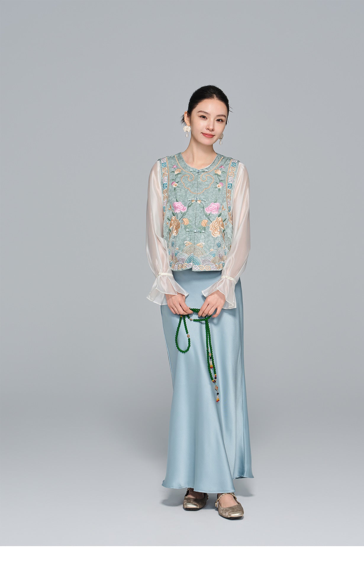 Embroidered Sleeveless Vest for Women