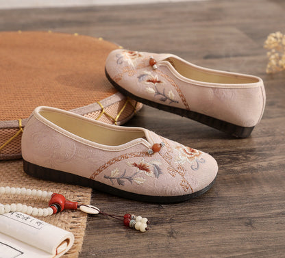Old Beijing Style Women’s Flats — Retro Embroidered Costume Shoes