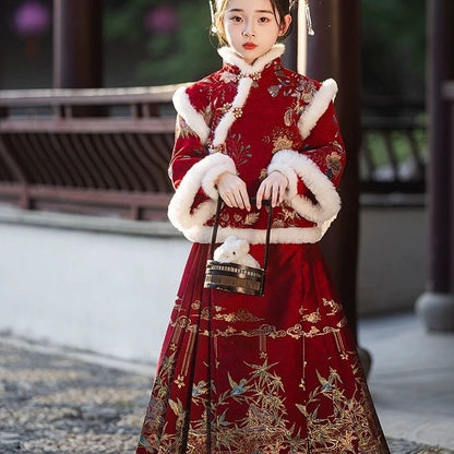 Girls’ Winter Hanfu | 2025 New Year Thickened Horse Face Skirt Outfit