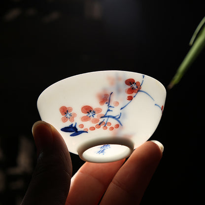 Hand-Painted Blue and White Porcelain Master Tea Cup Jingdezhen
