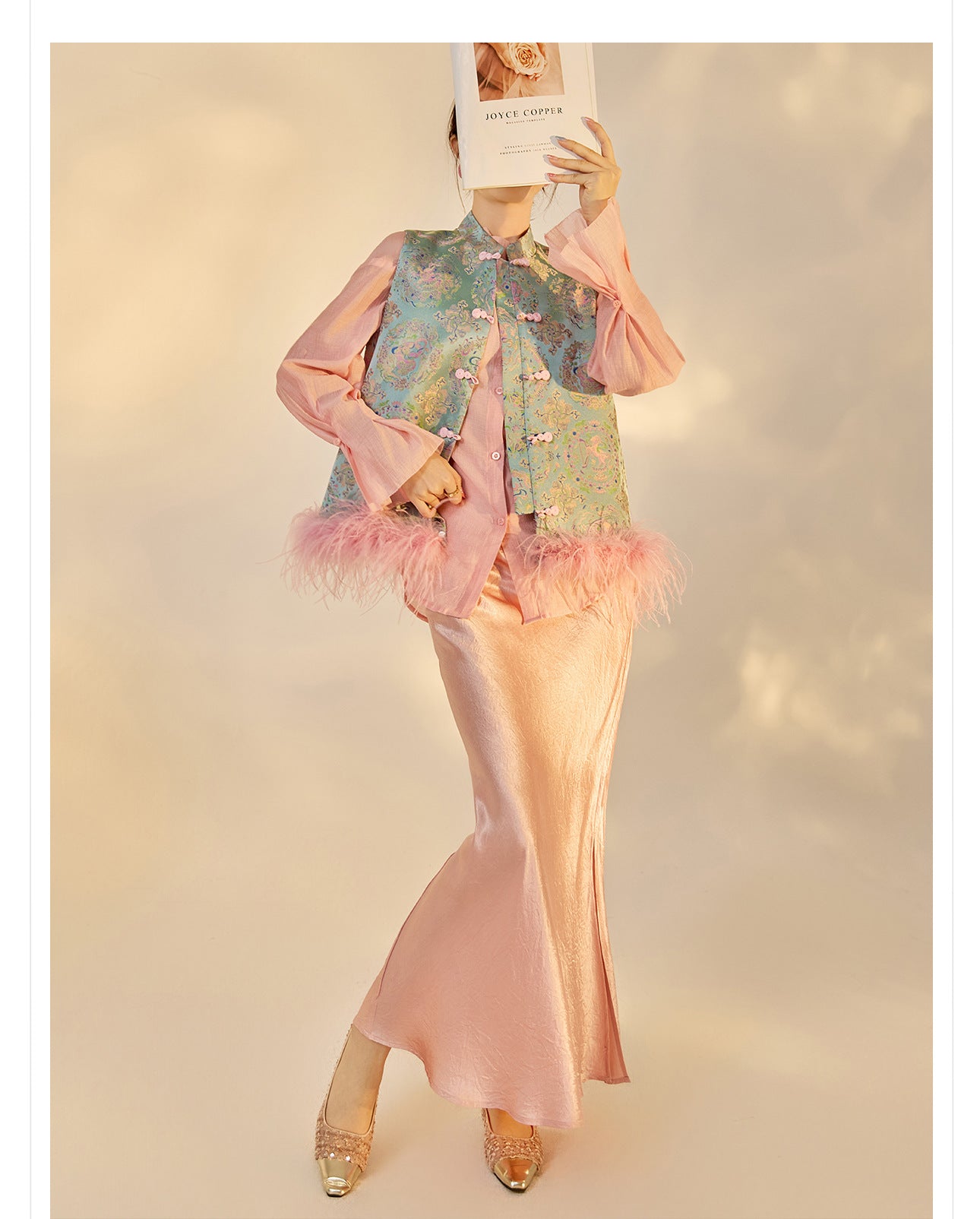 Ostrich Feather Detachable Vest – Elegant New Chinese Style Top