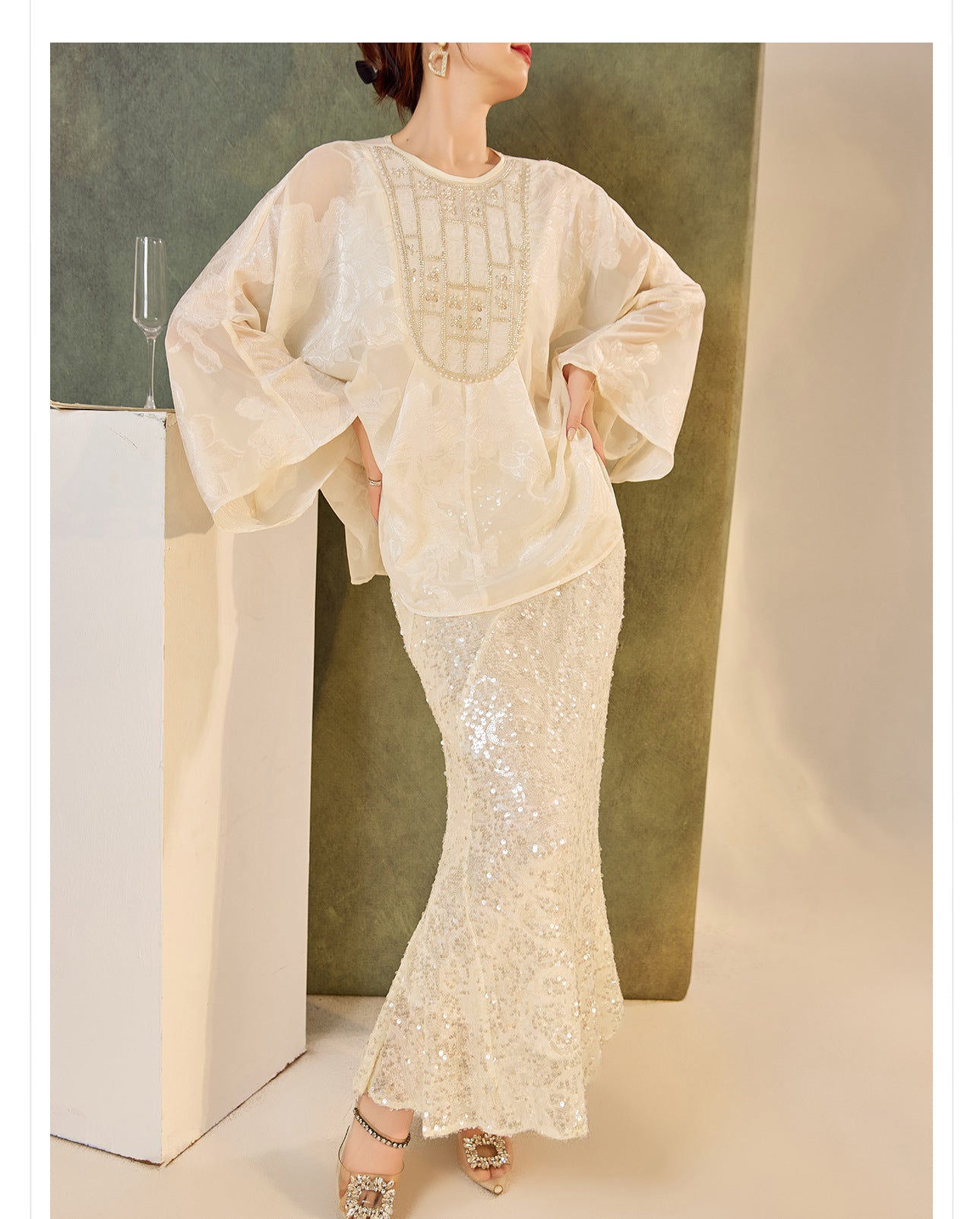 New Chinese Style Beaded Embroidered High-End Blouse for Women