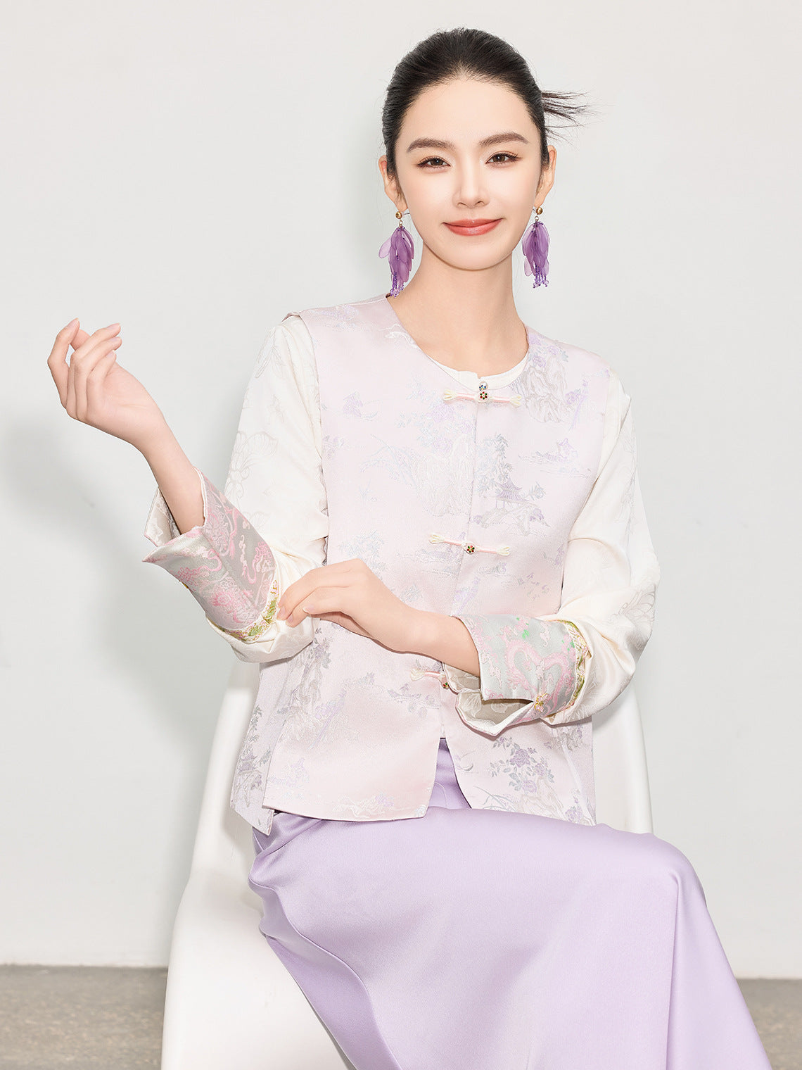 Stylish Button-Up Jacquard Vest for Women