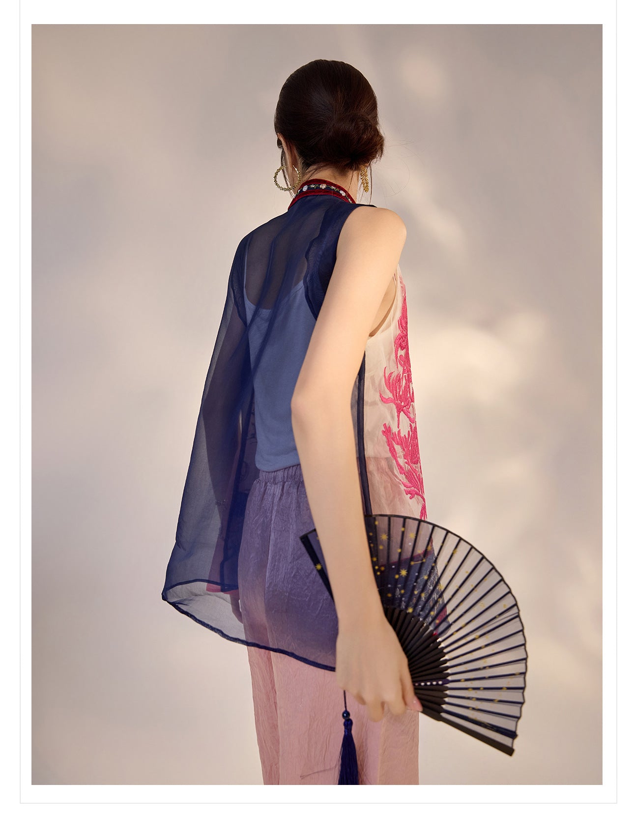 2026 New Chinese Embroidered Colorblock Mulberry Silk Vest Top