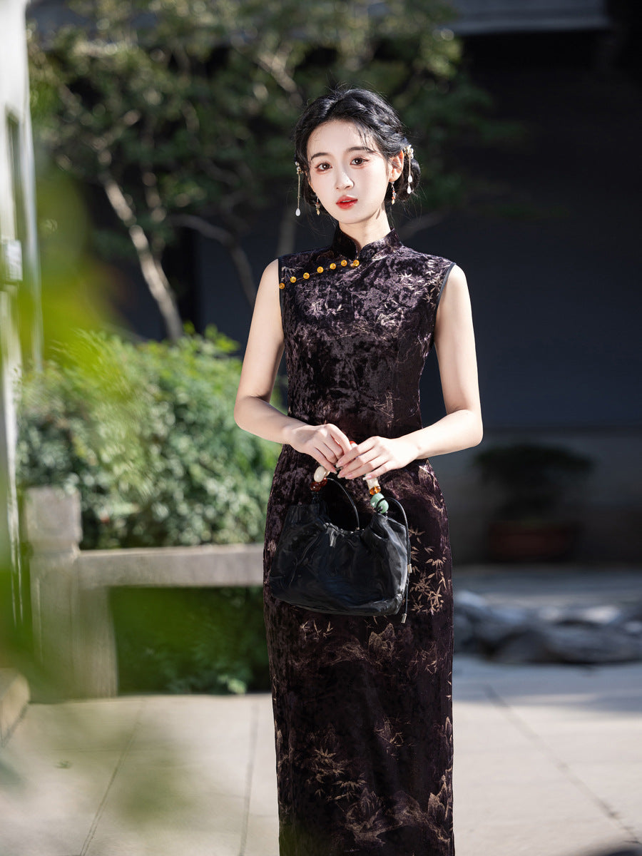 New Chinese Style Black Velvet Cheongsam – Slim Fit Dress