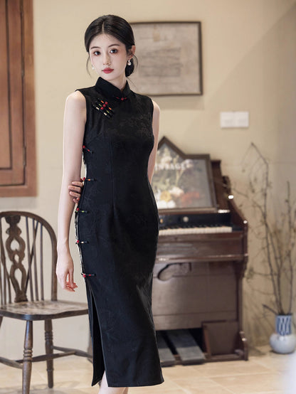 Improved Chinese Sleeveless Cheongsam – Elegant Autumn Fashion