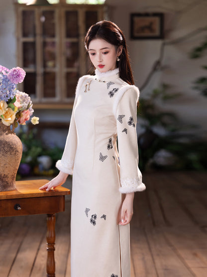 White Fleece-Lined Winter Qipao | Thickened Long-Sleeve Retro Dress 2025