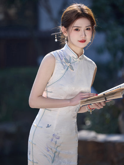 New Chinese Sleeveless Cheongsam – Elegant Jiangnan Retro Style
