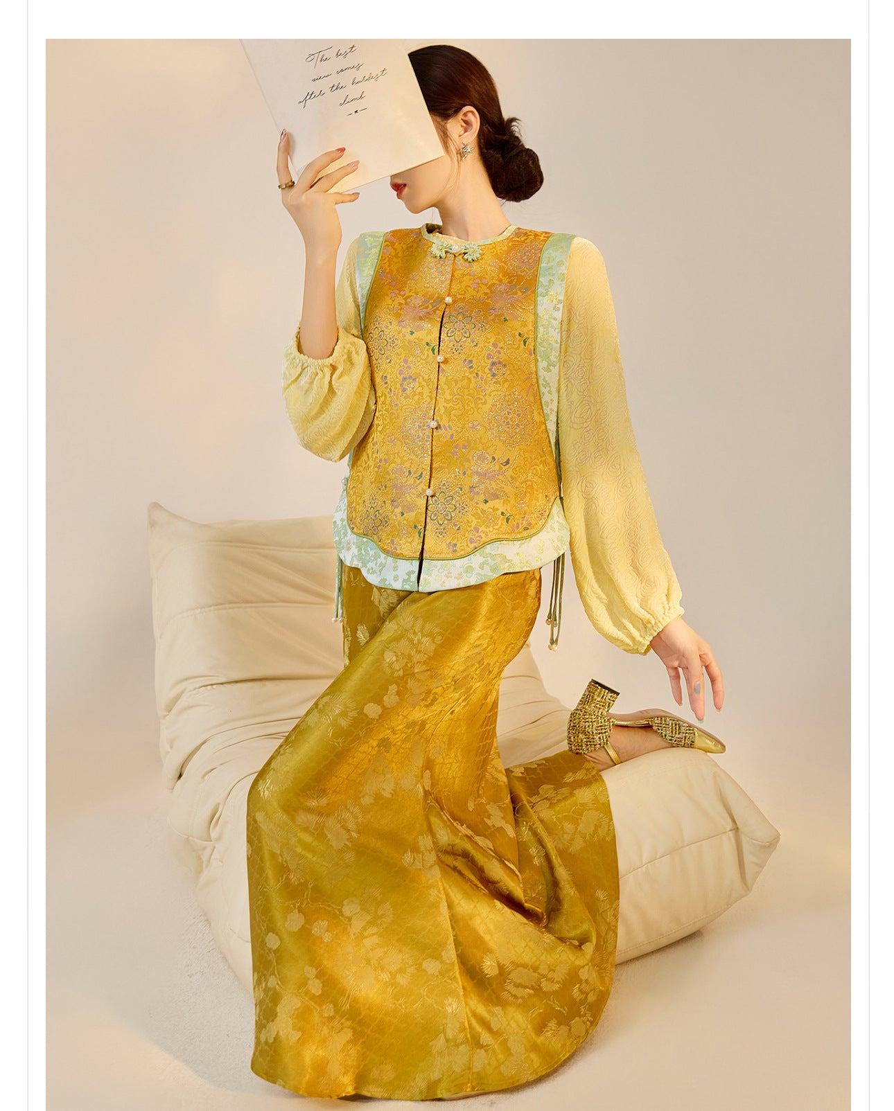 High-End Floral Embroidered Vest – Stylish Women's Top