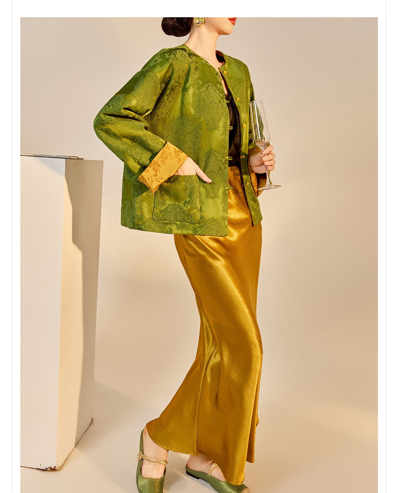 New Chinese Style Reversible Jacquard Elegant Top