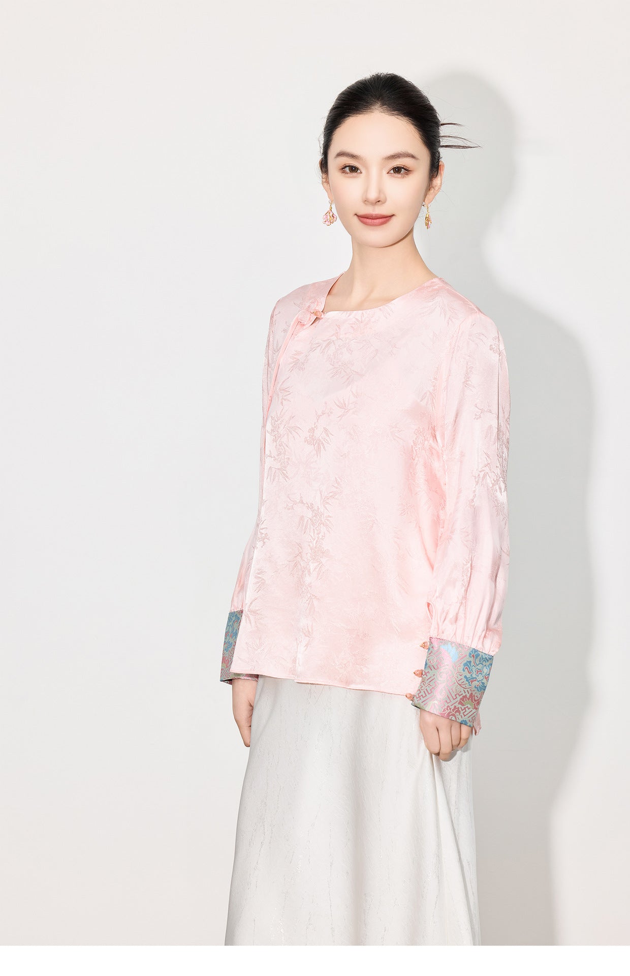 Stylish Retro Long Sleeve Jacquard Shirt