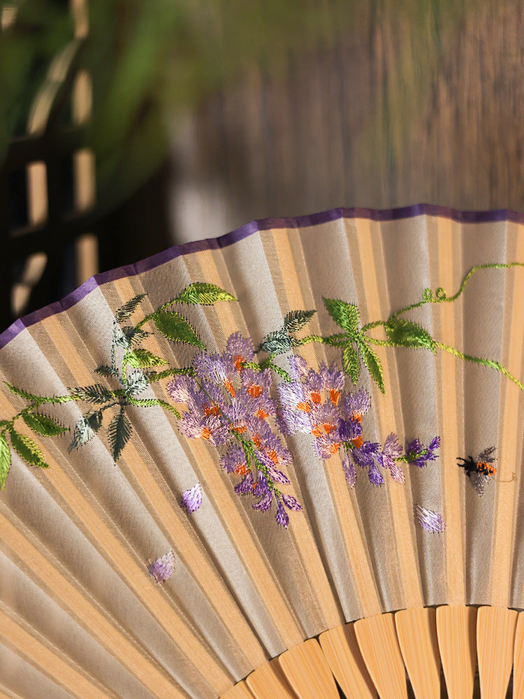 Ancient Style Suzhou Embroidered Fan — Portable Chinese Style Fan