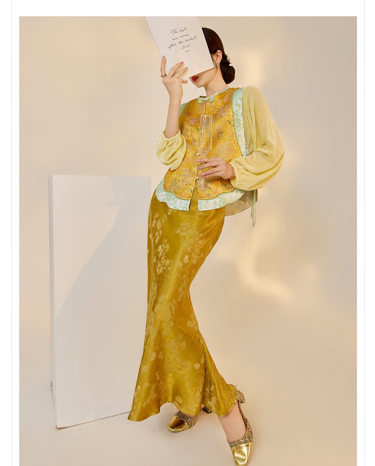 High-End Floral Embroidered Vest – Stylish Women's Top