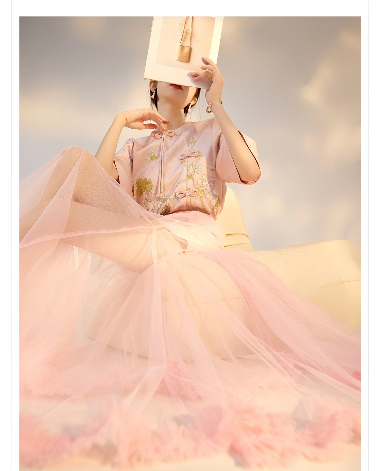 Summer New Chinese Style Embroidered Printed Top and Skirt Set