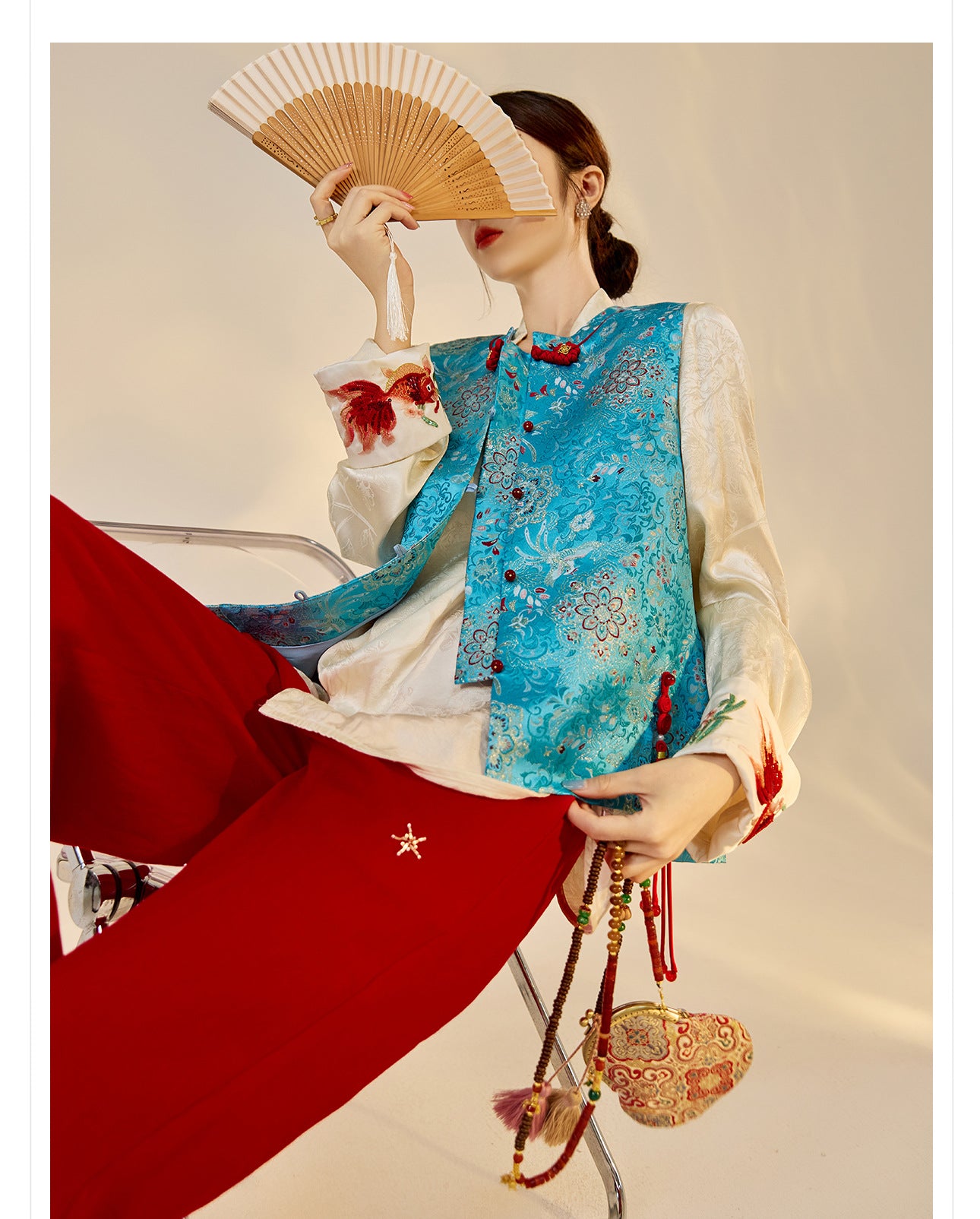 Early Autumn Retro Embroidered Vest | New Chinese Style Women's Top