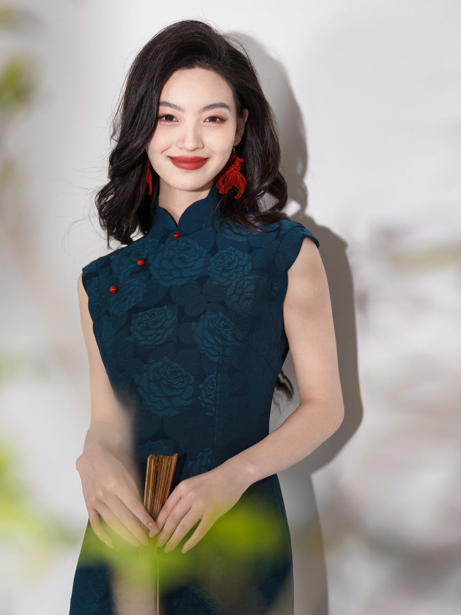 Improved Blue Cheongsam – 2025 Youth Daily Elegant Dress