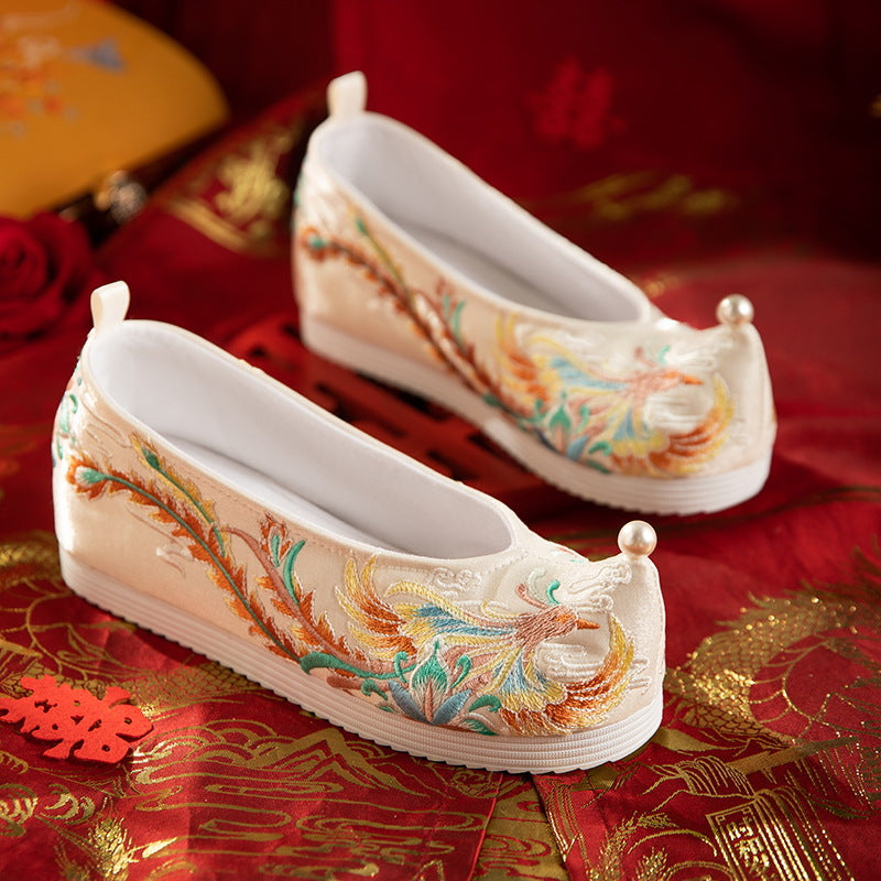 Autumn 2025 Hanfu Shoes — Bride Xiuhe Shoes with Inner Height for Women